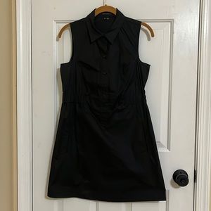 Theory sleeveless collar button-down cotton dress. Partial elastic waist.